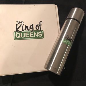 King of Queens TV show crew gifts 3 ring binder +